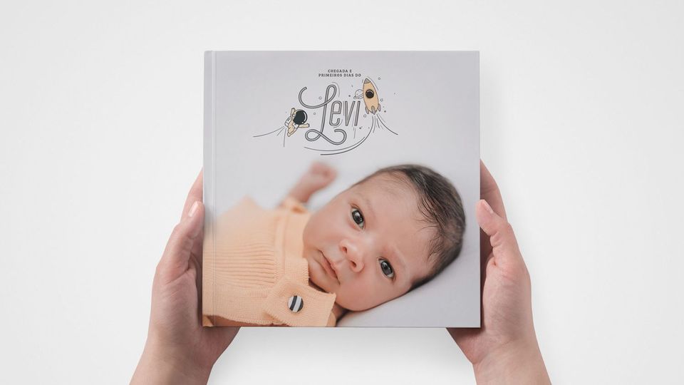 Diagramação | A chegada e primeiros dias do Levi - Design de Álbuns